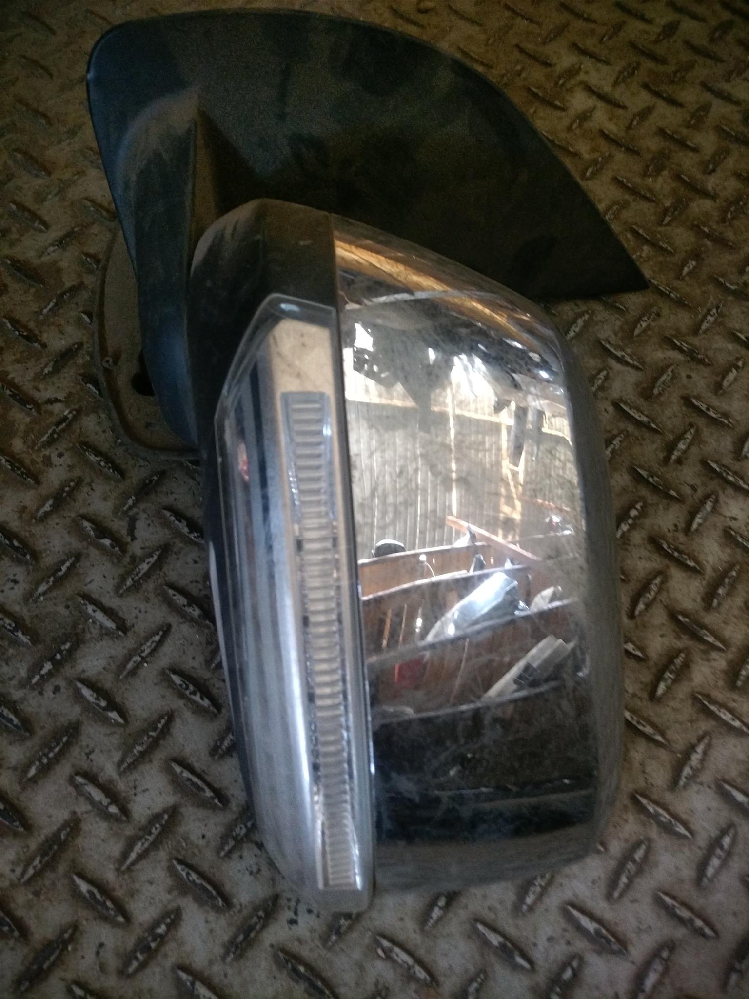 Nissan Navara door mirror chrome for sale - Private Seller Nissan Navara door mirror chrome for sale - Private Seller