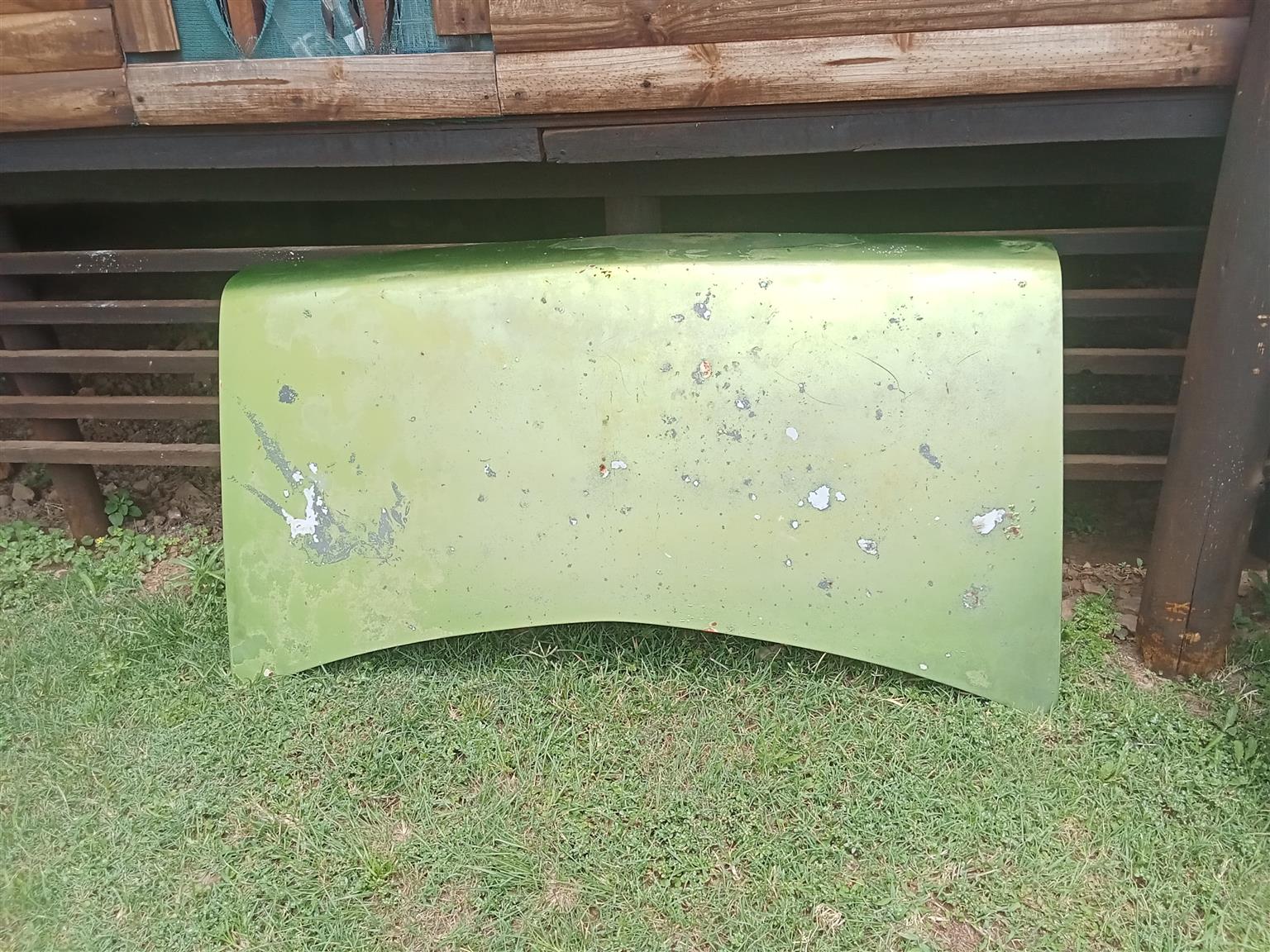 Chevrolet (2.5) bootlid - Private Seller Chevrolet (2.5) bootlid - Private Seller