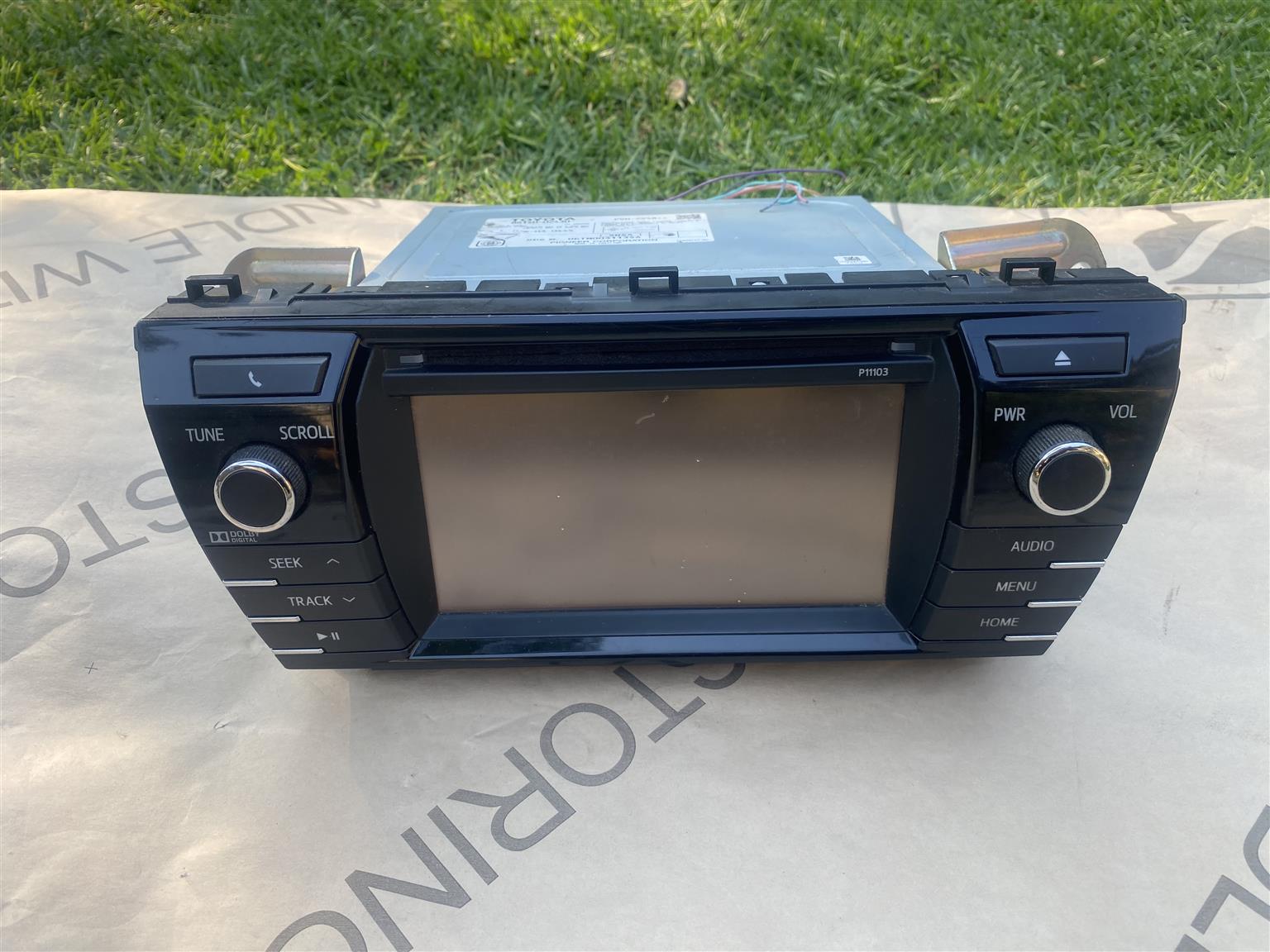 2017 TOYOTA COROLLA PRESTIGE TOUCH SCREEN RADIO FOR SALE. IN PRISTINE CONDITION - Private Seller 2017 TOYOTA COROLLA PRESTIGE TOUCH SCREEN RADIO FOR SALE. IN PRISTINE CONDITION - Private Seller