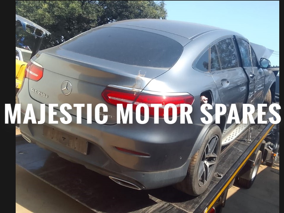 MAJ-3120 Mercedes Benz GLC250d W253 4matic spares - Grey