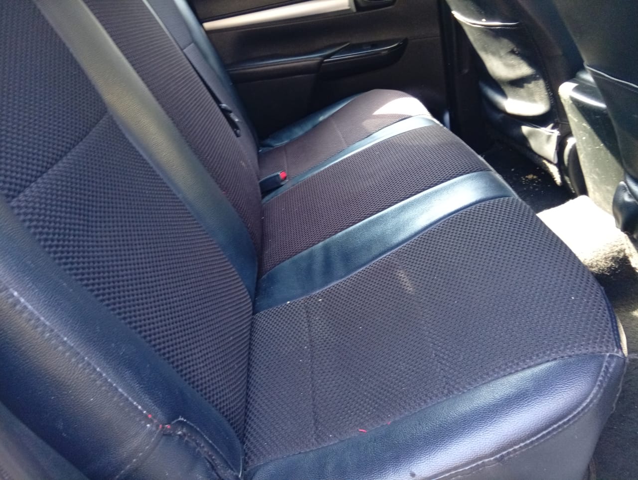 2020 Toyota Hilux 2.8 Legend50 GD6 DoubleCab Bakkie Raider Manual 163,000km Leat