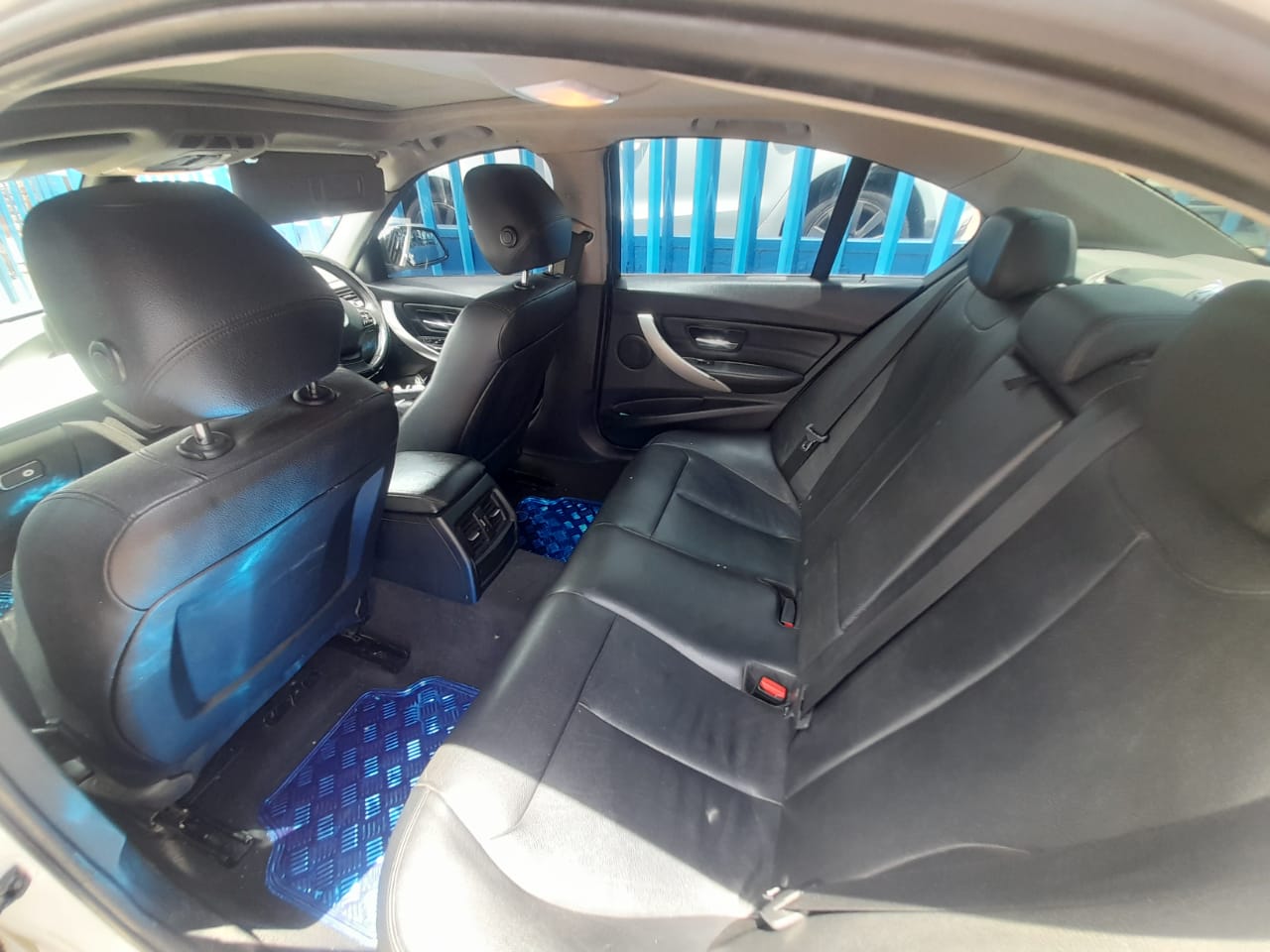 2015 BMW 320i M sport AUTO