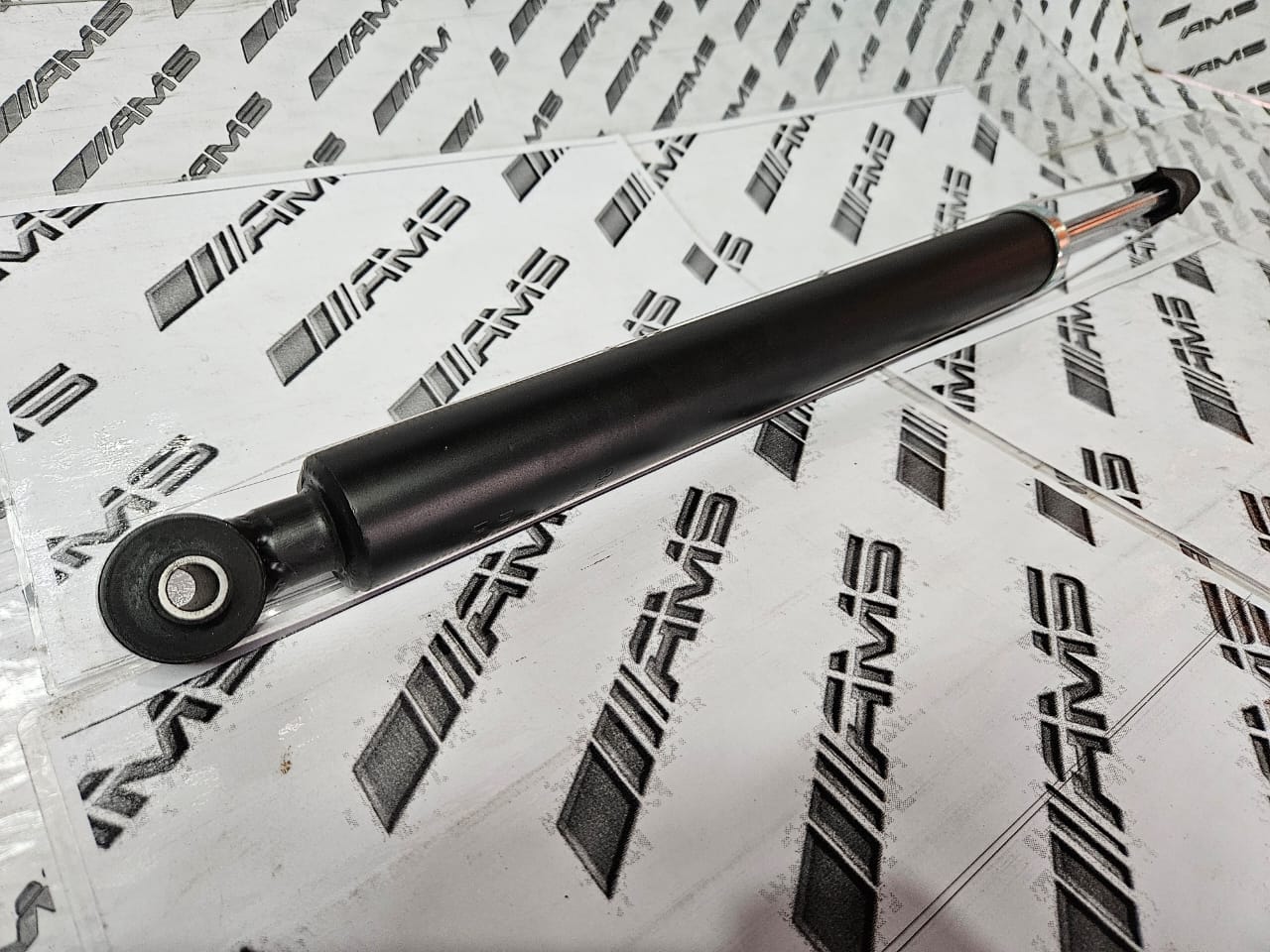 NEW MERCEDES W204 REAR SHOCK – HIGH QUALITY!