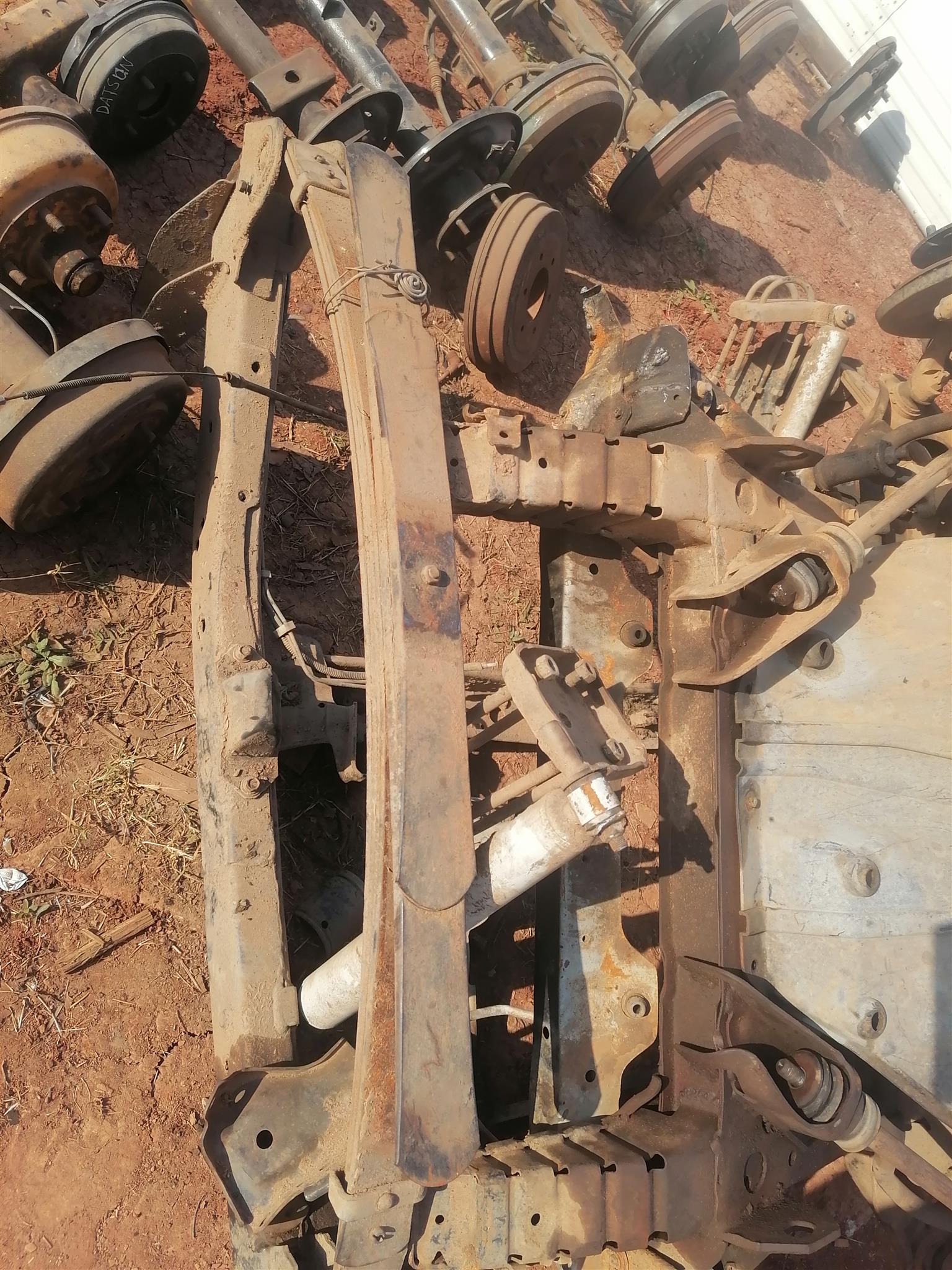 Rear leaf springs Nissan np 300 for sale - Private Seller Rear leaf springs Nissan np 300 for sale - Private Seller
