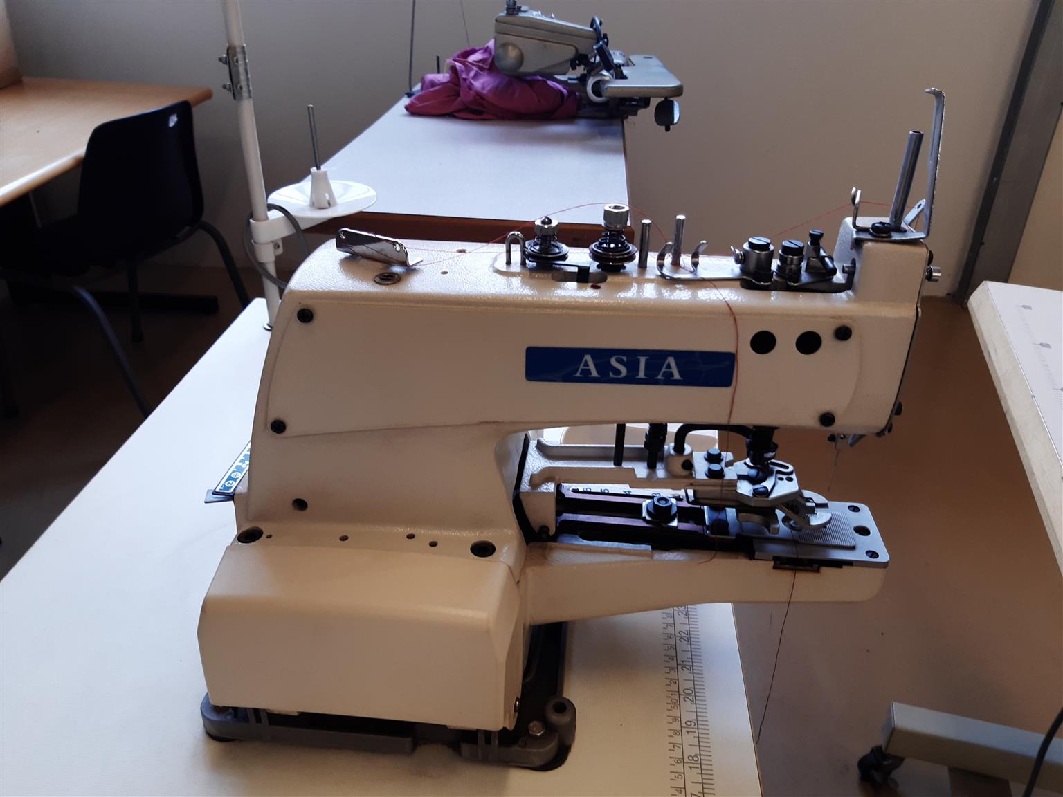 Buttonhole sewing machine industrial 