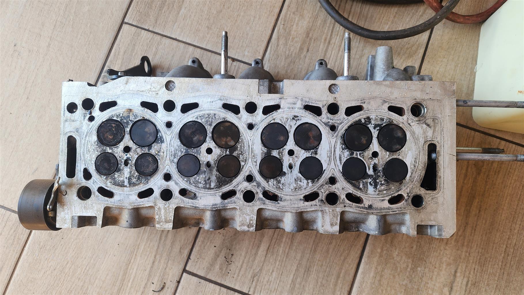 Ford 2.0L Tdci cylinder head box for sale - Private Seller