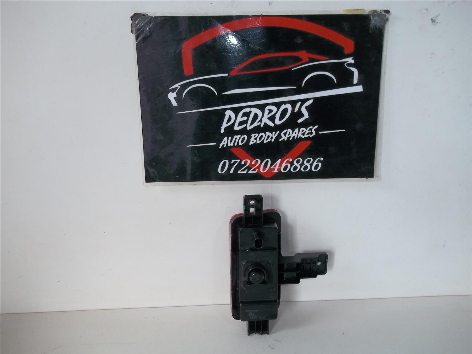 GWM Tank 300 right rear reflector - Private Seller