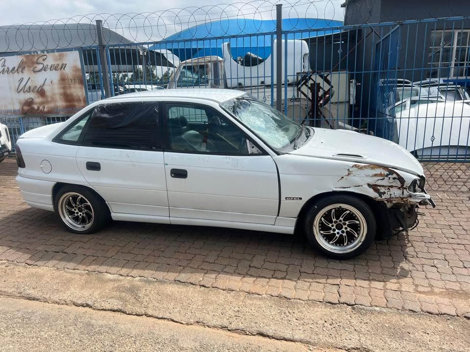 Opel Astra 1.6 STRIPPING FOR SPARES @Circle 7 Used Parts Call or WhatsApp - Private Seller
