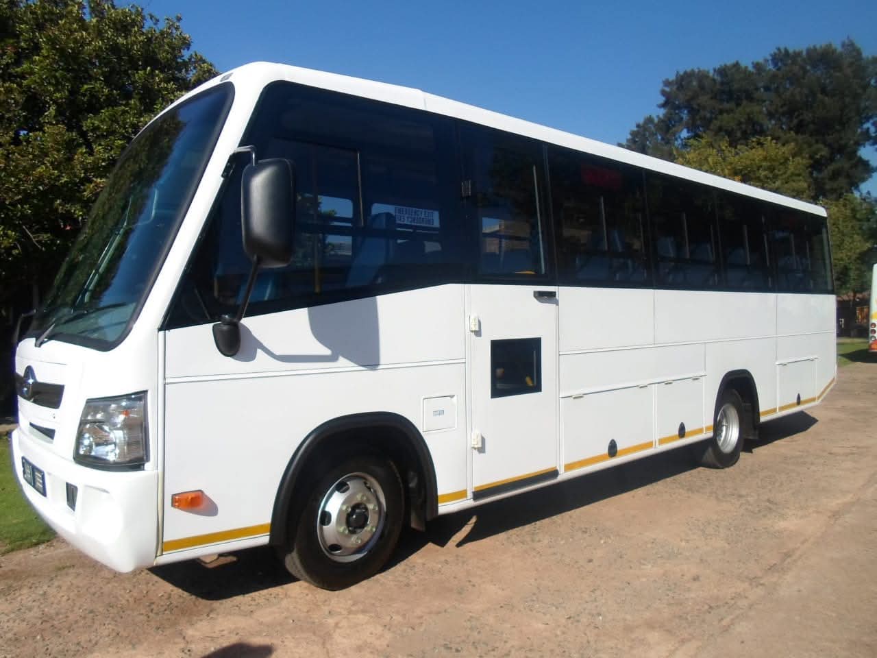 Hino mini buses 32&35 seater comuter bus for sale