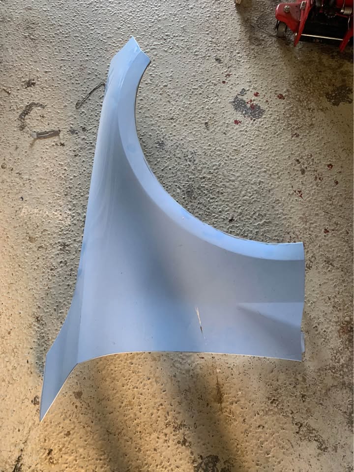 BMW M2 G87 fender