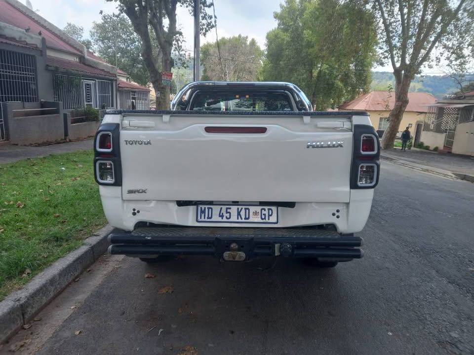 2018 Toyota Hilux Single Cab 2.4 GD6 SRX Diesel, Manual 4x4,