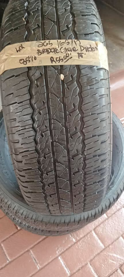 Set of 4x Bridgestone Dueler AT 85% - Private Seller Set of 4x Bridgestone Dueler AT 85% - Private Seller
