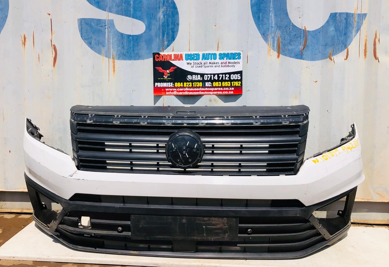 VW Crafter Mk2 complete front bumper (2017-2023) - Private Seller VW Crafter Mk2 complete front bumper (2017-2023) - Private Seller
