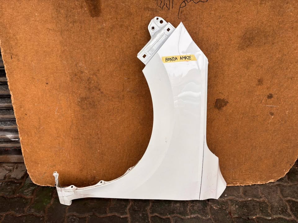 Honda Amaze Fender - Private Seller