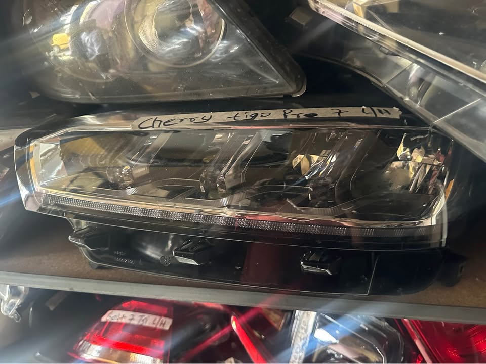 Chery Tiggo pro7 left headlight - Private Seller Chery Tiggo pro7 left headlight - Private Seller