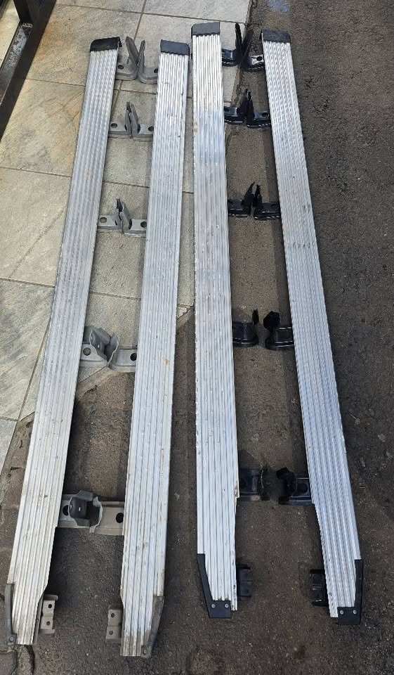 Toyota Land Cruiser Double Cab 70-79 Series Side Steps Good Condition - Private Seller