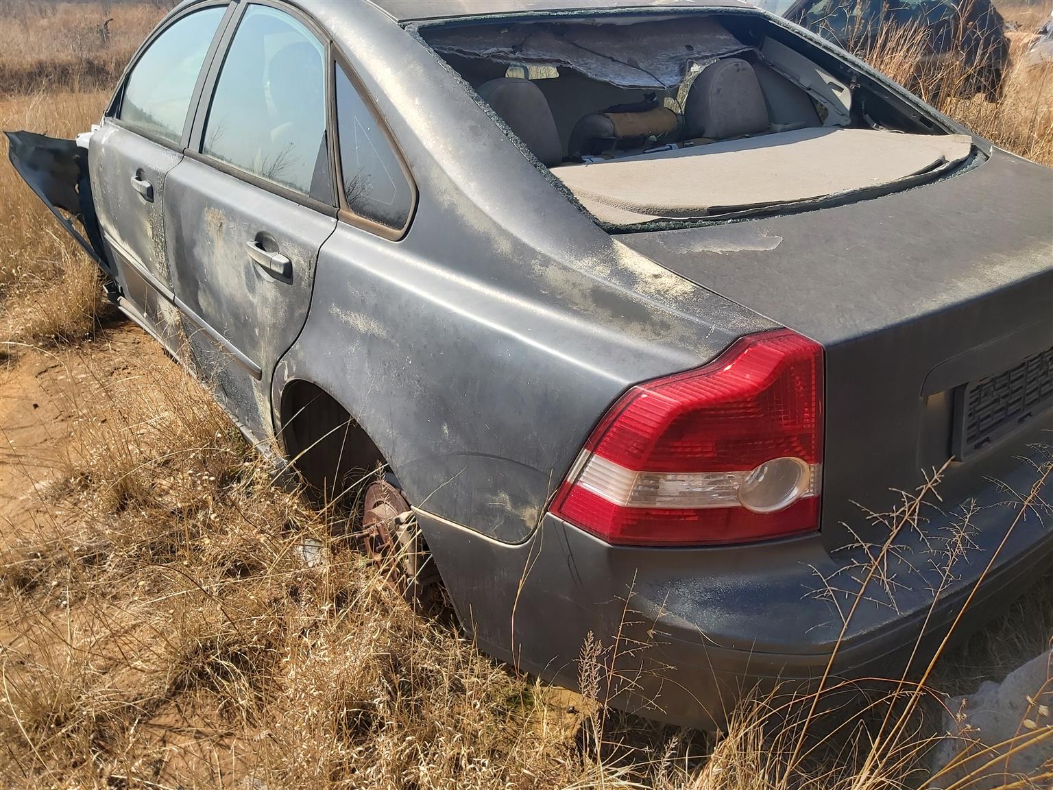 VOLVO s40 parts - Private Seller VOLVO s40 parts - Private Seller