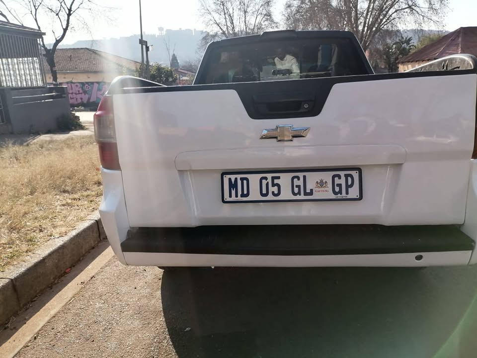 2016 CHEVROLET UTILITY BAKKIE 1.4 MANUAL TRANSMISSION IN EXCELLENT CONDITION