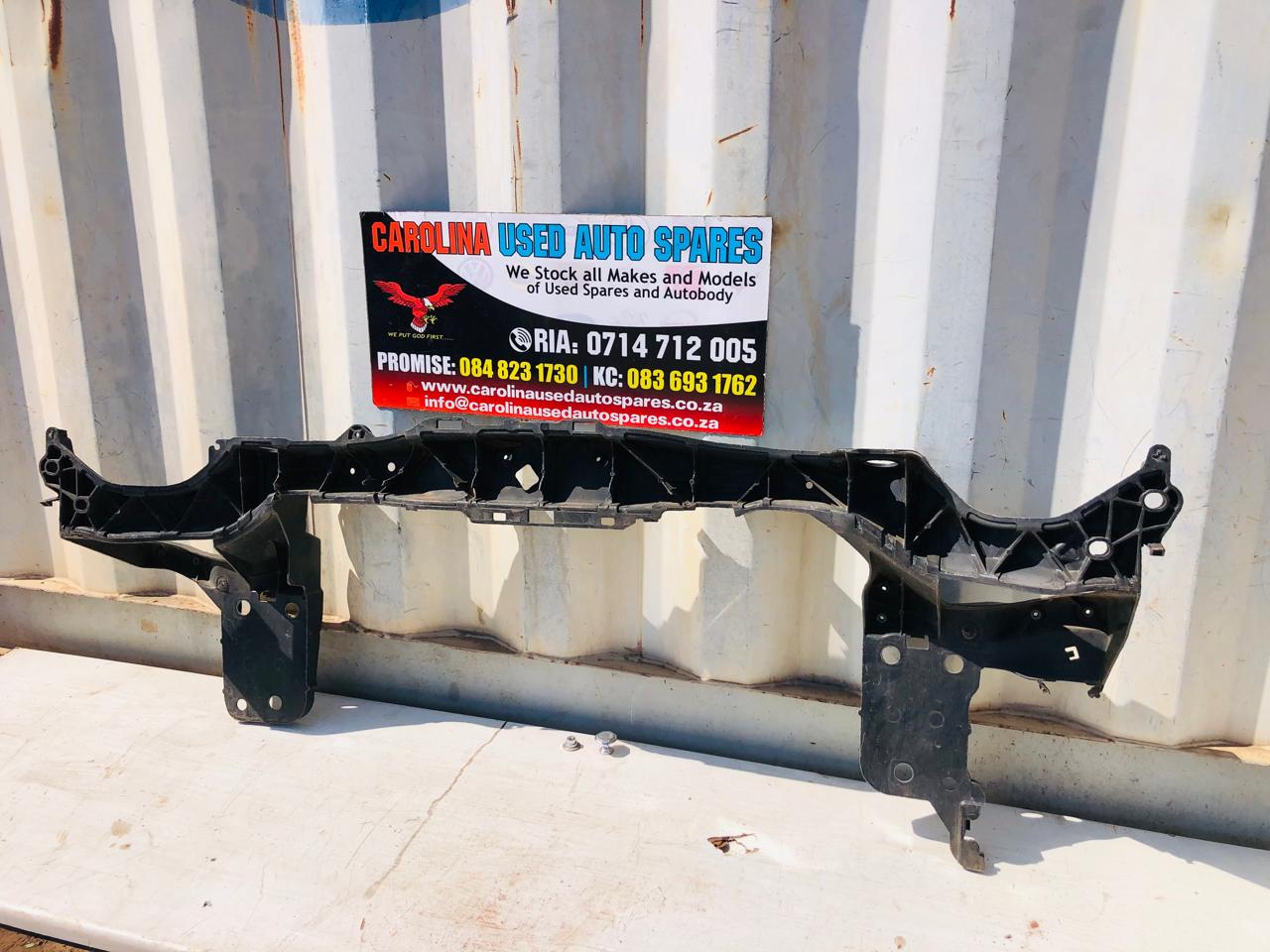 Renault Kangoo radiator cradle (2017) - Private Seller Renault Kangoo radiator cradle (2017) - Private Seller