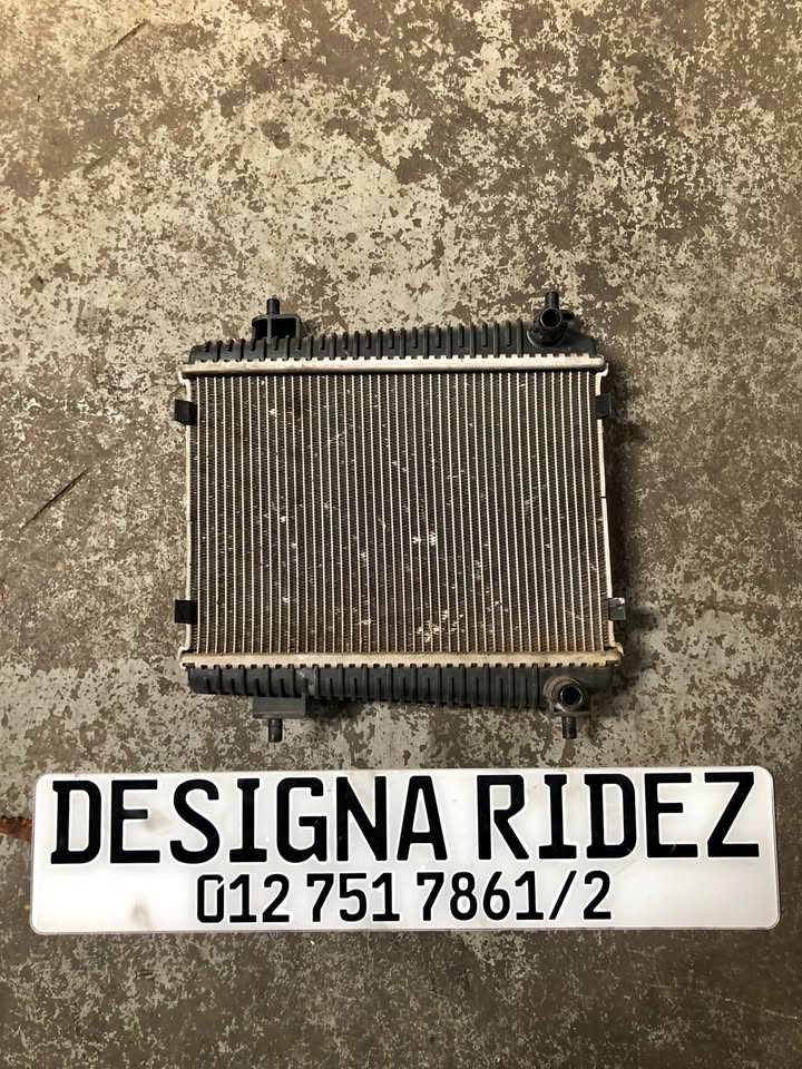 BMW G80 M3/G82/G83/G87 M2 - LEFT SIDE AUXILIARY (REMOTE) RADIATOR AVAILABLE. - Private Seller BMW G80 M3/G82/G83/G87 M2 - LEFT SIDE AUXILIARY (REMOTE) RADIATOR AVAILABLE. - Private Seller