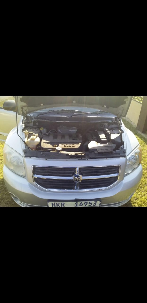 Dodge caliber 2.0 liter petrol engine