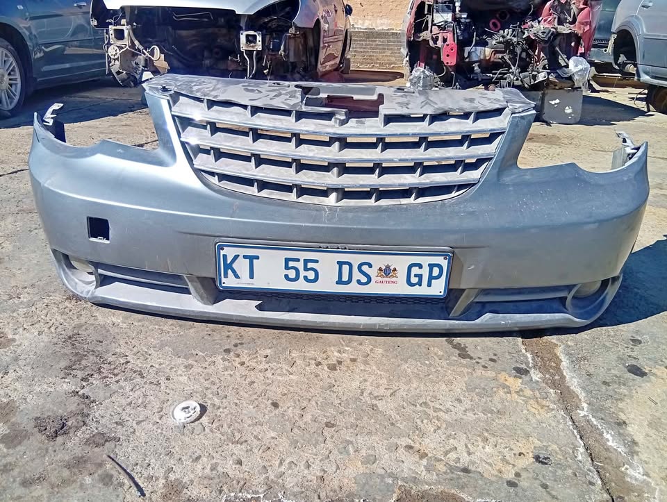 Chrysler Sebring front bumper