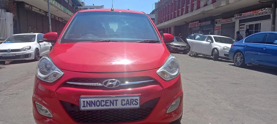 2012 HYUNDAI i10 1.2 Petrol Manual,  Red Color. MILEAGE 70000km. Contact Inno