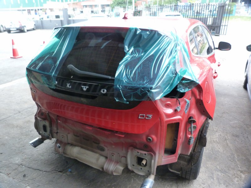 Volvo V40 D3 2.0 Diesel AT D5204T6 Red - 2012 SPARESBOYZ STRIPPING FOR SPARES - Private Seller Volvo V40 D3 2.0 Diesel AT D5204T6 Red - 2012 SPARESBOYZ STRIPPING FOR SPARES - Private Seller
