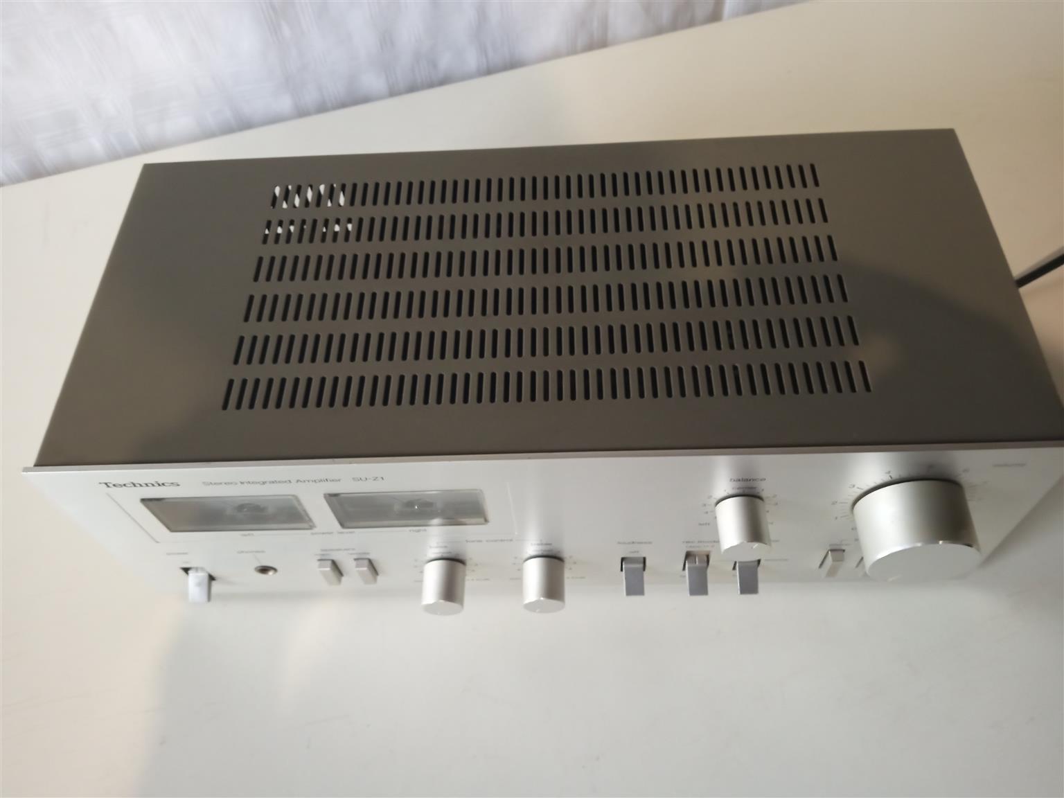 Technics Integrated Stereo Amplifier