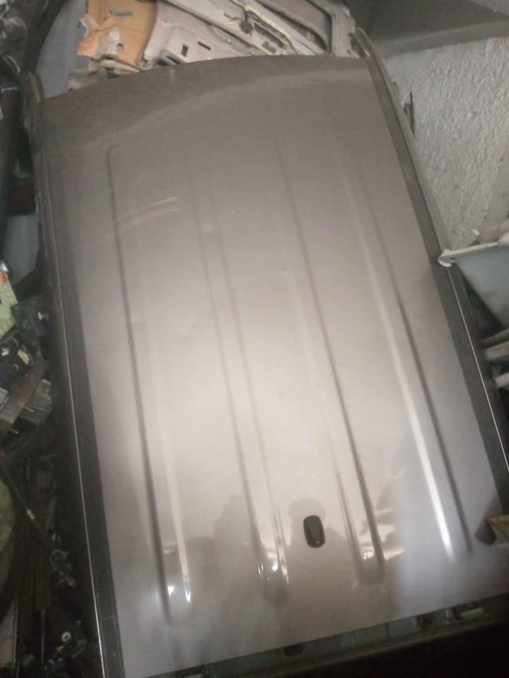 Hyundai ix35 complete roof - Private Seller Hyundai ix35 complete roof - Private Seller
