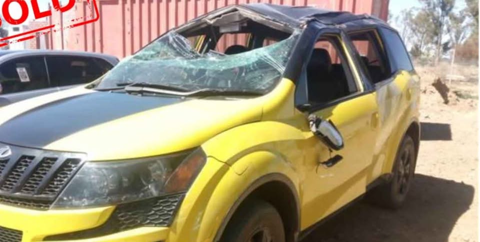 Mahindra XUV500 for stripping EZI SUV - Private Seller