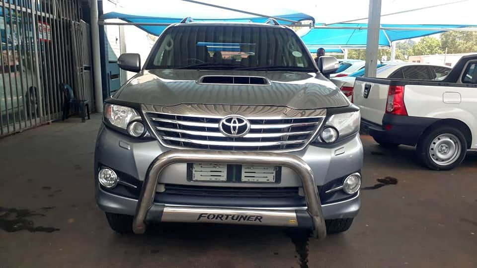 2014 TOYOTA FORTUNER 3.0 D4D