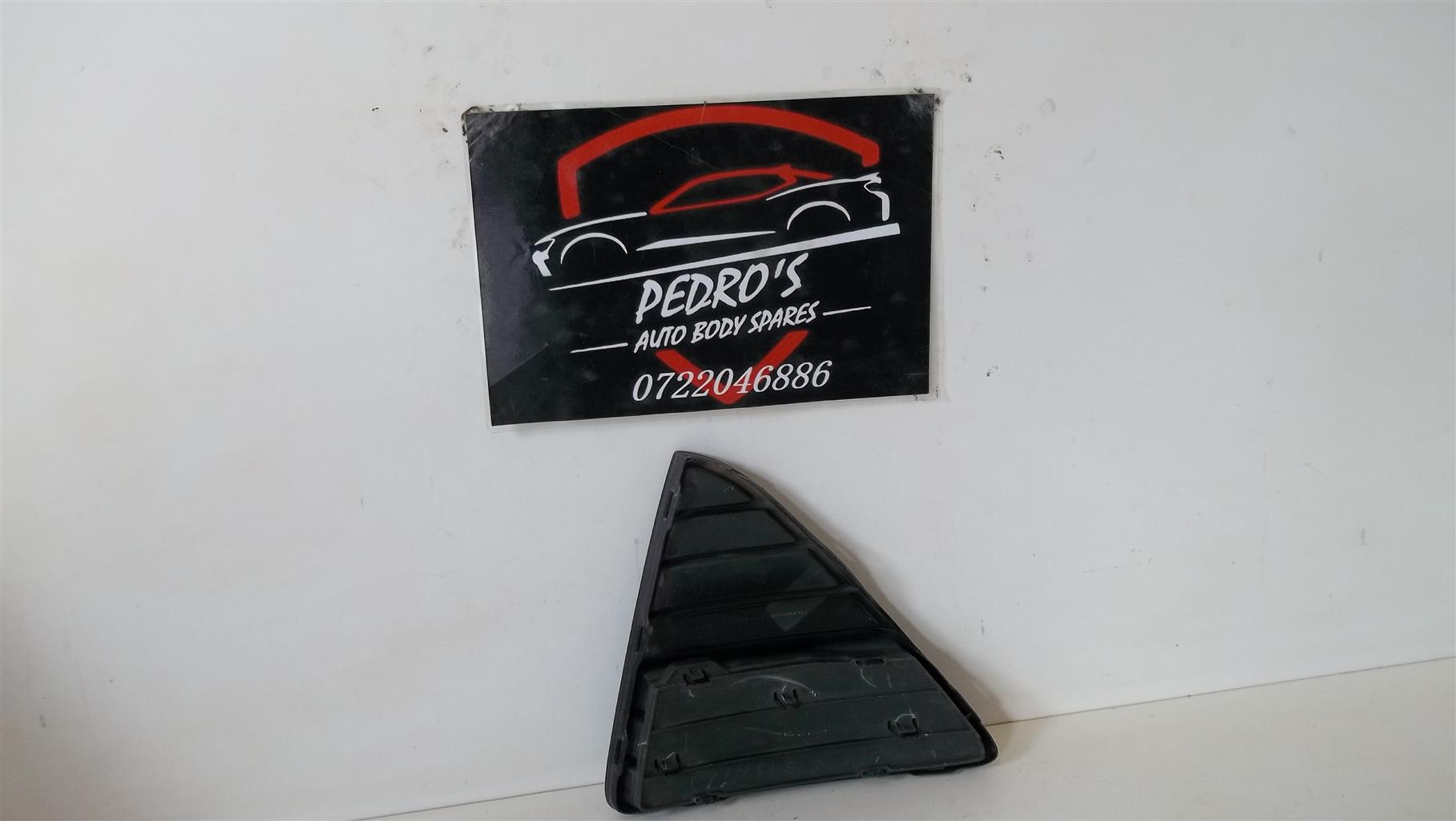 Ford Focus '12-'14 front bumper grille insert - Private Seller Ford Focus '12-'14 front bumper grille insert - Private Seller