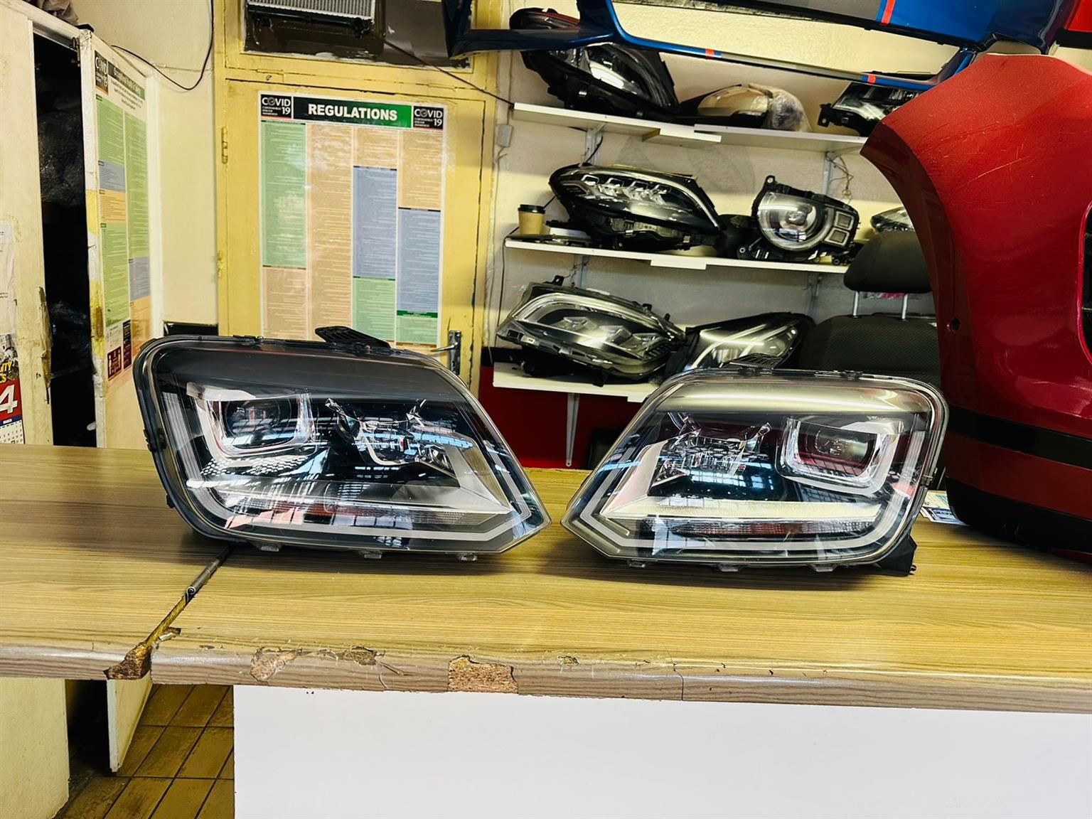 2019 VW AMAROK HEADLIGHTS LEFT AND RIGHT AVAILABLE FOR SALE - Private Seller 2019 VW AMAROK HEADLIGHTS LEFT AND RIGHT AVAILABLE FOR SALE - Private Seller
