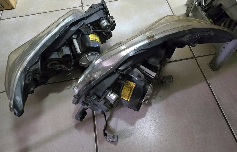 Toyota Prado 150 Series Xenon Headlights Call - Private Seller