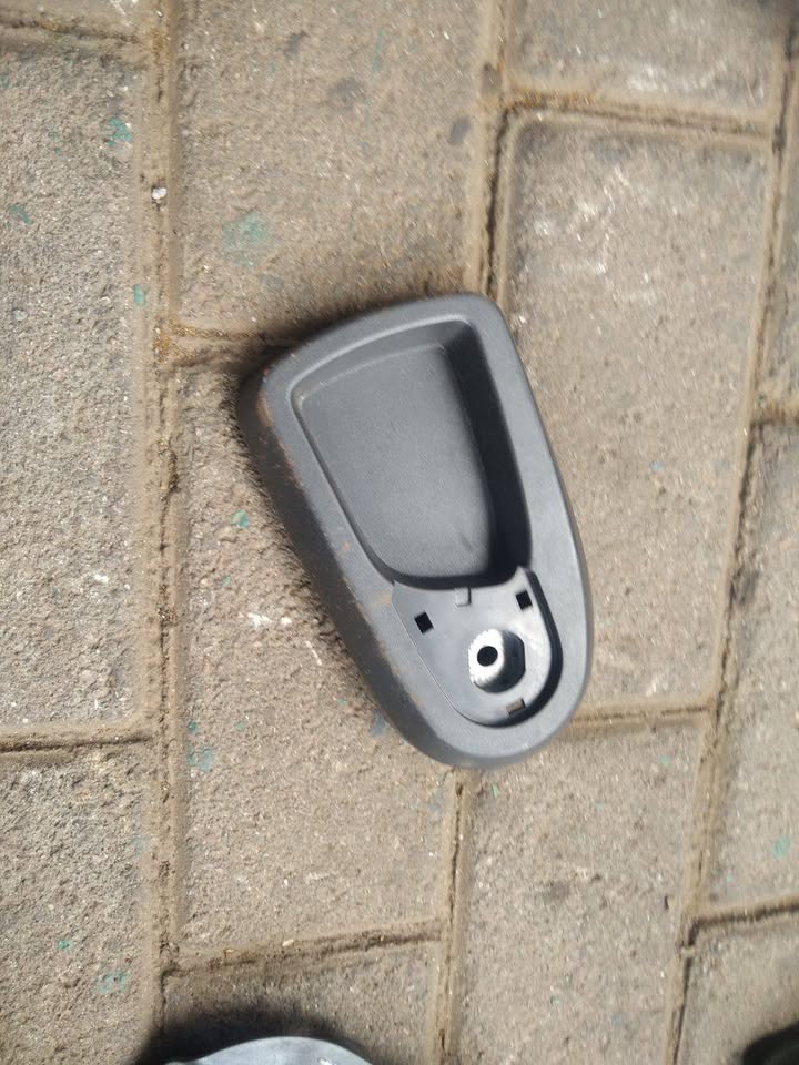 FORD RANGER SEAT ADJUSTER HANDLE FOR SALE - Private Seller