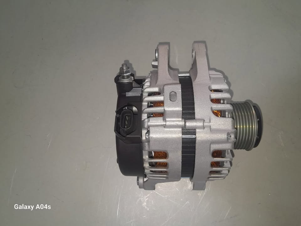 HYUNDAI H1 OR K2500 D4CB ALTERNATOR FOR SALE - Private Seller