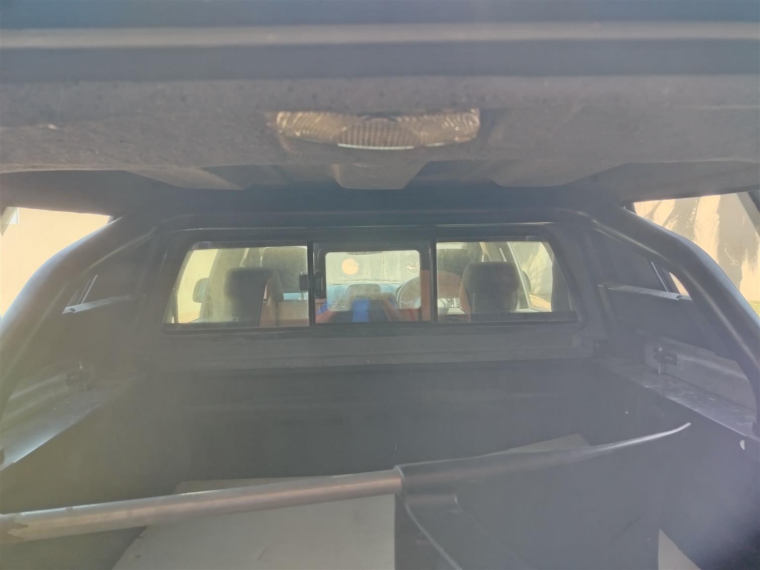Ford ranger black roll bar - Private Seller Ford ranger black roll bar - Private Seller