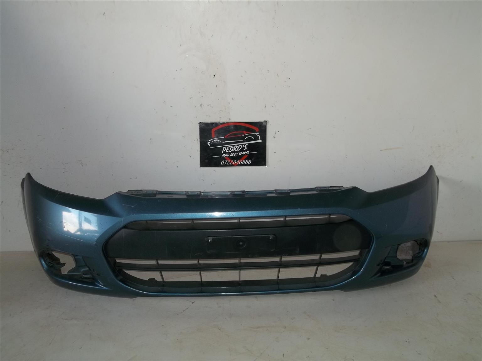 Ford Everest '15-'18 front bumper - Private Seller Ford Everest '15-'18 front bumper - Private Seller