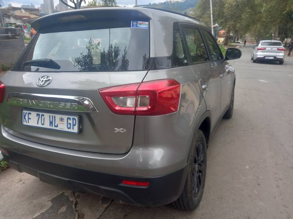 2021 Toyota Urban Cruser Grey.1.5 petrol, Spere key, Service book, Leather seat