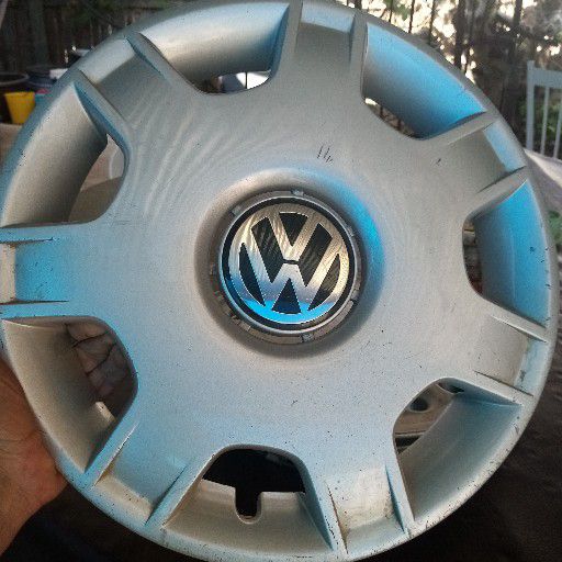 14 inch VW wheel cap - Private Seller 14 inch VW wheel cap - Private Seller