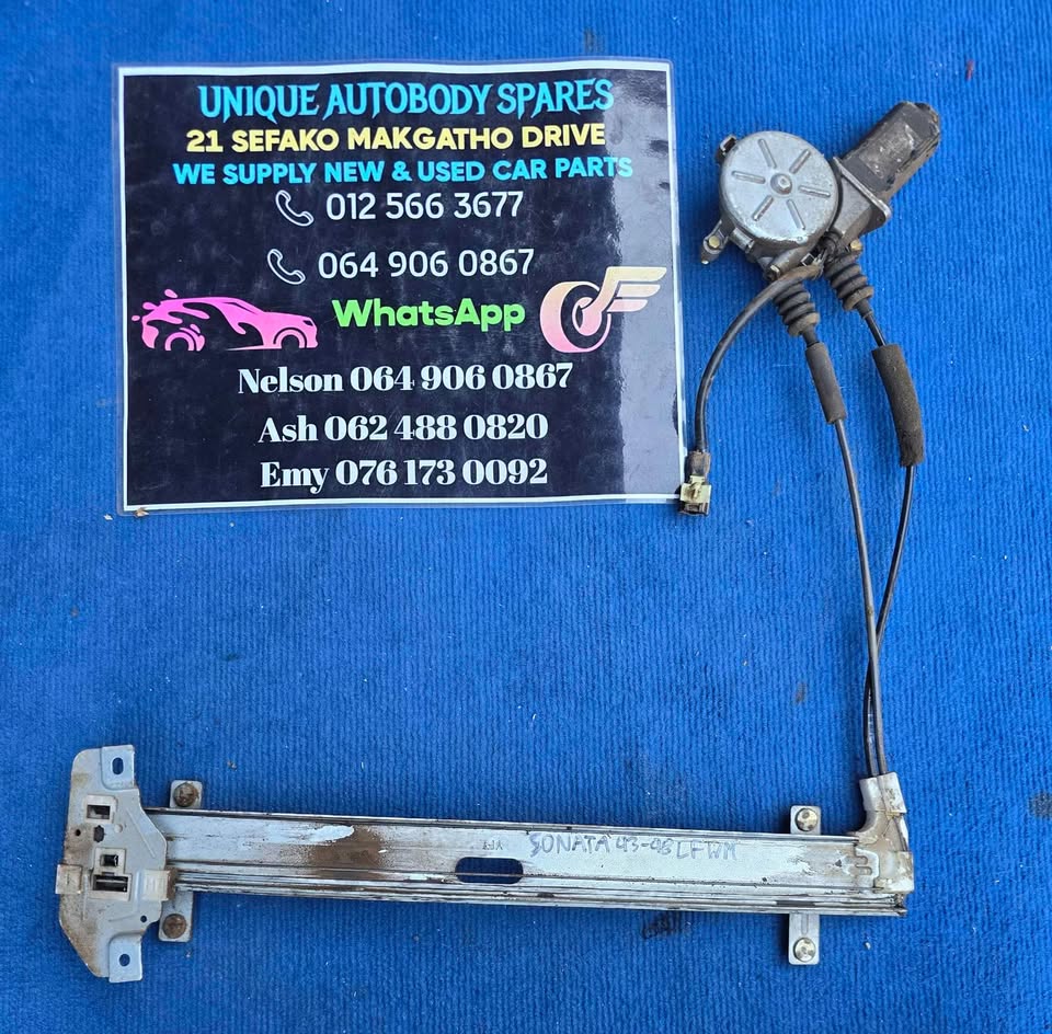 Hyundai Sonata Left Front Door