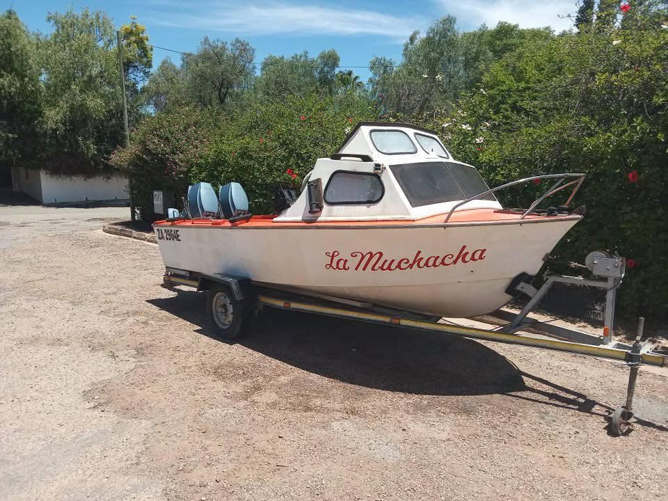 4.9m Boat and engines for sale 4.9m Boat and engines for sale