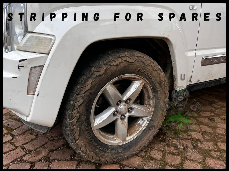 Jeep Cherokee KK 2010: Fenders For Sale - Private Seller Jeep Cherokee KK 2010: Fenders For Sale - Private Seller