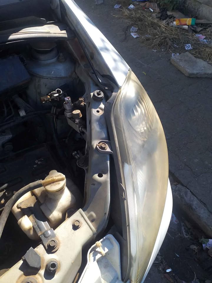 Daihatsu sirion Stripping