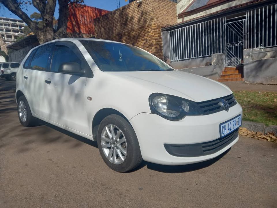 2013 VW POLO VIVO 1.4 PETROL, MANUAL, WHITE, 83000KMS