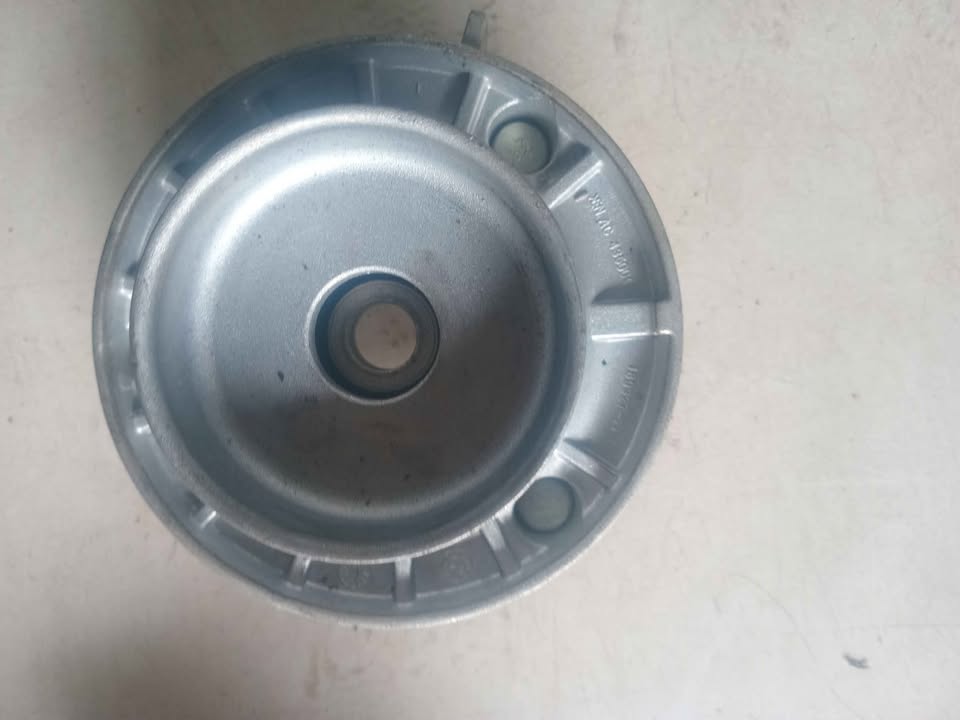 BMW F90 M5 F93 Support bearing rear left 7856963 - Private Seller BMW F90 M5 F93 Support bearing rear left 7856963 - Private Seller