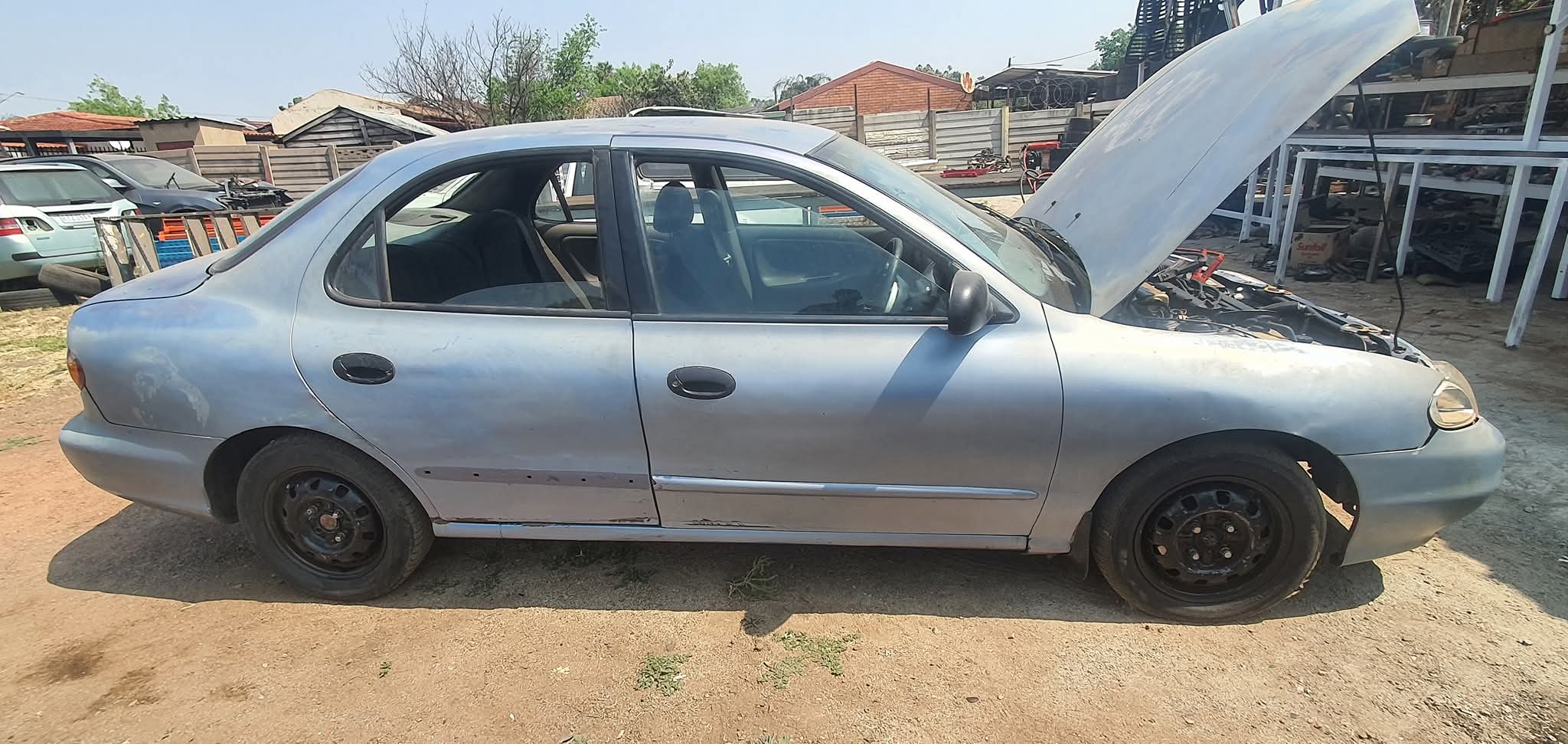 Stripping for Spares Hyundai Elantra J3 - Private Seller Stripping for Spares Hyundai Elantra J3 - Private Seller