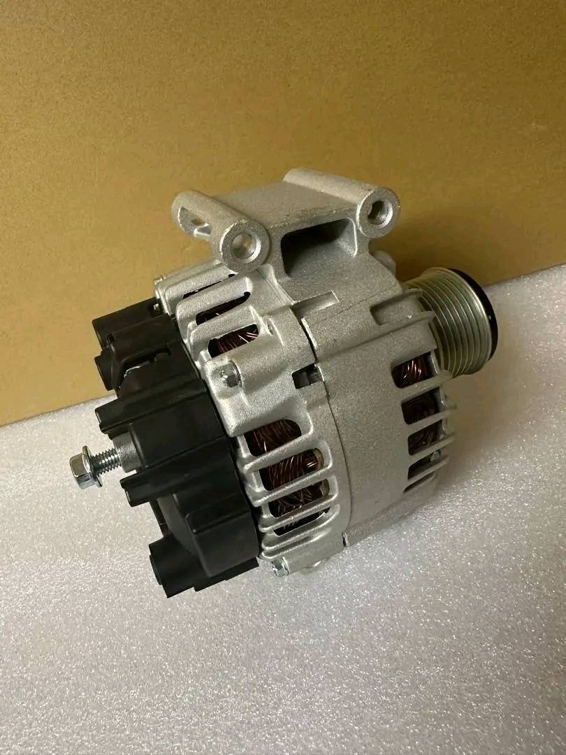 BRAND NEW ALTERNATOR /GENERATOR FOR M271.9 KOMPRESSOR FROM W204 - Private Seller