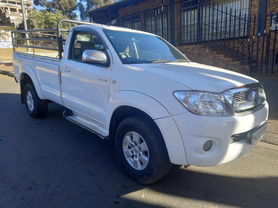 2012 TOYOTA HILUX 2.7VVT.I PETROL, MANUAL, SINGLE CAB, WHITE COLOR, MILEAGE 112000KMS
